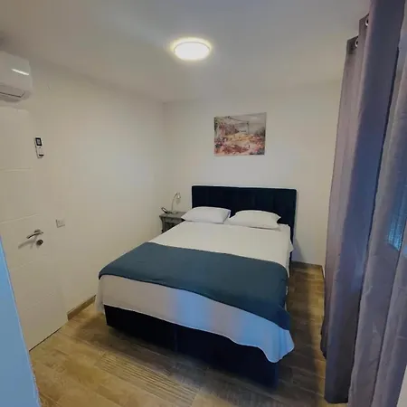 Ravlic Apartman Neum